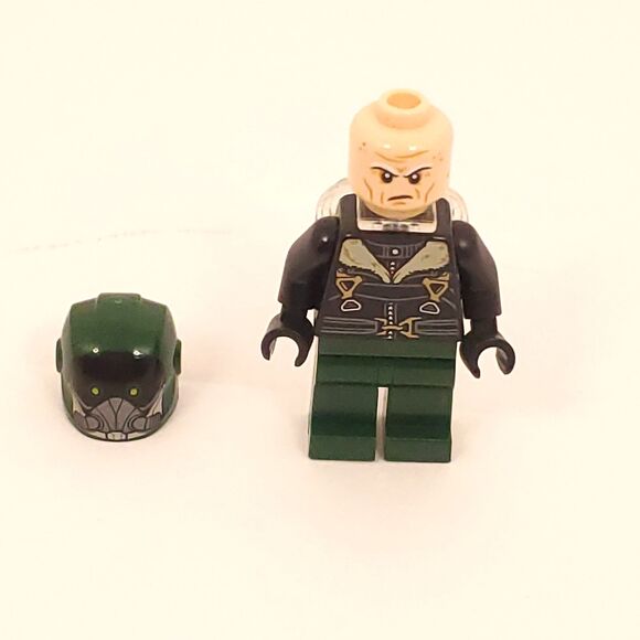 Lego Marvel Super Heroes Vulture sh0403 Minifigure 76083 Beware the Vulture - Picture 6 of 7